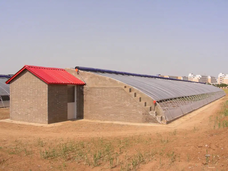 Китайская солнечная теплица